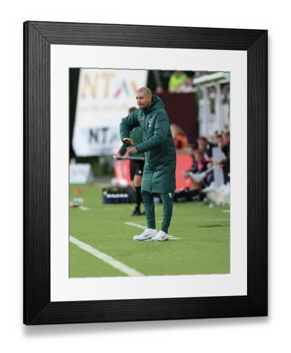 Framed Print : Brighton and Hove Albion v Roma Europa Conference League Play-off 20AUG26 Framed Print : Brighton and Hove Albion v Roma Europa Conference League Play-off 20AUG26