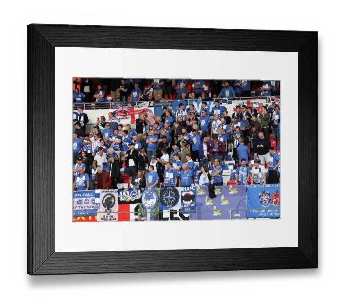 Framed Print : Brighton and Hove Albion v Roma Europa Conference League Play-off 20AUG26 Framed Print : Brighton and Hove Albion v Roma Europa Conference League Play-off 20AUG26