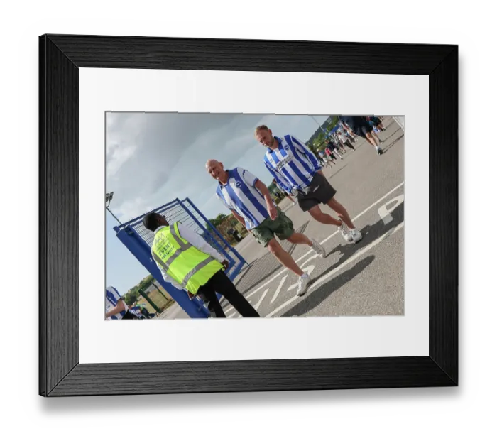 Framed Print : Brighton and Hove Albion v Aston Villa Premier League 23AUG26