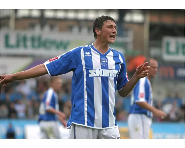 Tommy Elphick in Action: Brighton & Hove Albion FC, 2007 / 08 Season