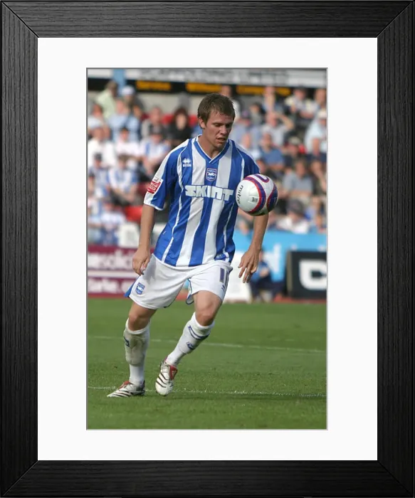 Framed Print : Dean Hammond vs Yeovil Town: A Moment of Determination in Brighton and Hove Albion's 2007 / 08 Season Framed Print : Dean Hammond vs Yeovil Town: A Moment of Determination in Brighton and Hove Albion's 2007 / 08 Season