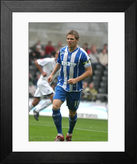 Framed Print : Dean Hammond: Brighton & Hove Albion FC's 2007-08 Season Star Framed Print : Dean Hammond: Brighton & Hove Albion FC's 2007-08 Season Star