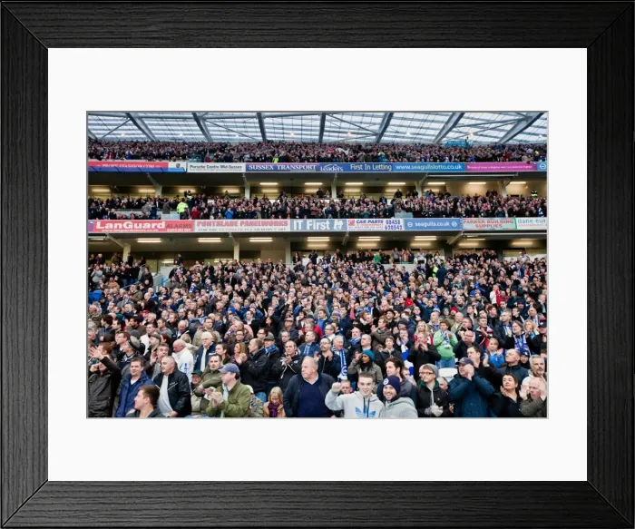 Framed Print : Electric Atmosphere at The Amex: Brighton & Hove Albion FC Crowd Shots (2011-12)