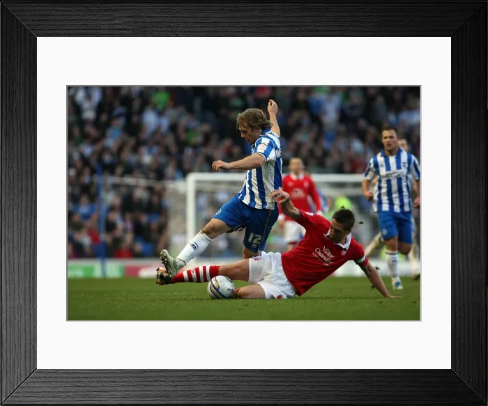Framed Print : Brighton & Hove Albion vs. Nottingham Forest: 2011-12 Home Game Framed Print : Brighton & Hove Albion vs. Nottingham Forest: 2011-12 Home Game