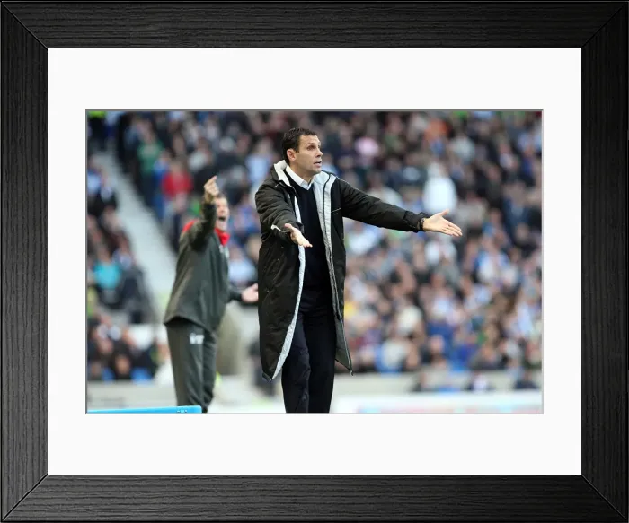 Framed Print : Gus Poyet: The Inspiring Manager of Brighton and Hove Albion FC Framed Print : Gus Poyet: The Inspiring Manager of Brighton and Hove Albion FC