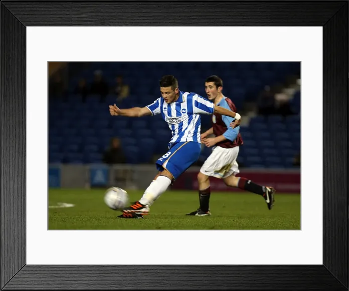 Framed Print : Brighton & Hove Albion vs. Aston Villa: 2011-12 FA Youth Cup Home Game Highlights Framed Print : Brighton & Hove Albion vs. Aston Villa: 2011-12 FA Youth Cup Home Game Highlights