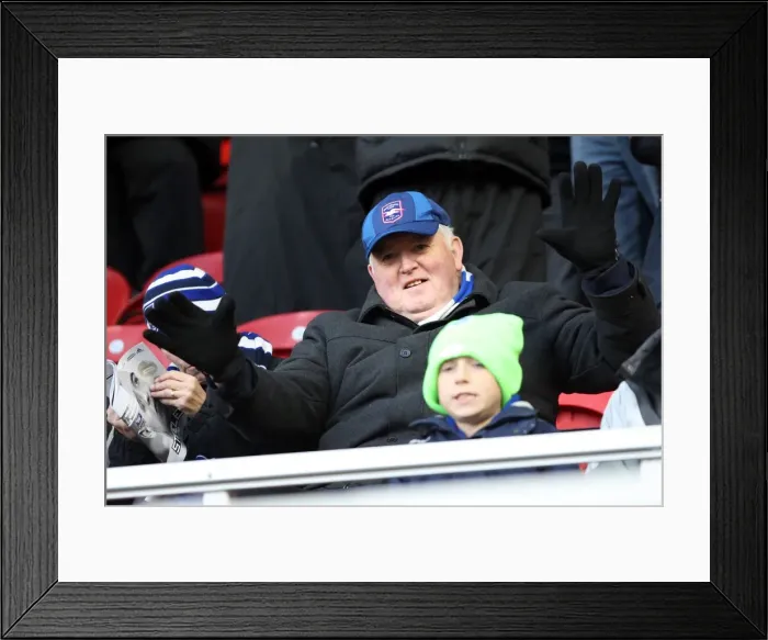 Framed Print : Brighton & Hove Albion vs Middlesbrough: 2011-12 Away Game Framed Print : Brighton & Hove Albion vs Middlesbrough: 2011-12 Away Game