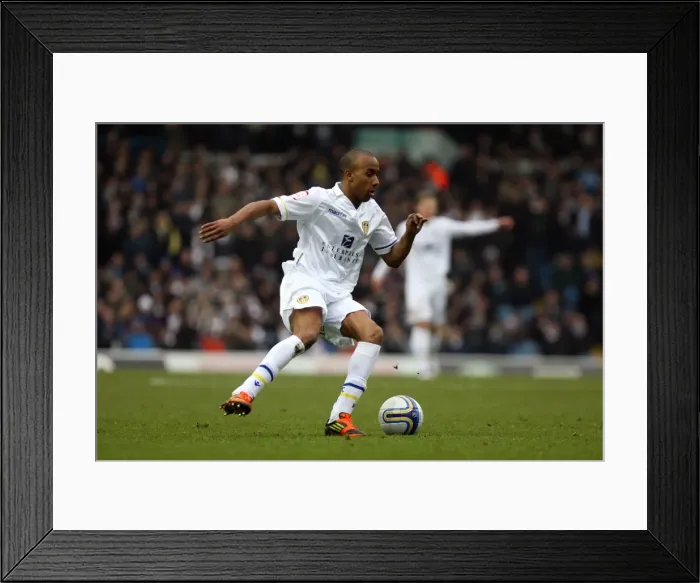 Framed Print : Brighton & Hove Albion 2011-12 Away: Leeds United (11-02-12) Framed Print : Brighton & Hove Albion 2011-12 Away: Leeds United (11-02-12)