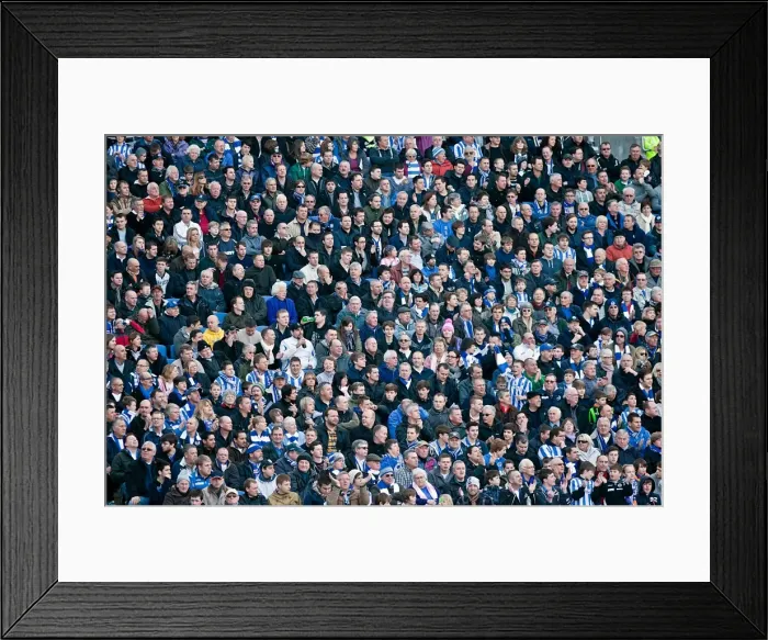 Framed Print : Brighton & Hove Albion vs Ipswich Town: Home Game - December 2011 Framed Print : Brighton & Hove Albion vs Ipswich Town: Home Game - December 2011