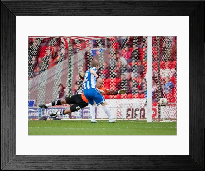 Framed Print : Craig Mackail-Smith Scores First Goal: Brighton Leads 1-0 vs. Doncaster Rovers (3 March 2012) Framed Print : Craig Mackail-Smith Scores First Goal: Brighton Leads 1-0 vs. Doncaster Rovers (3 March 2012)