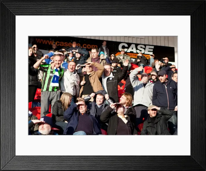 Framed Print : Brighton & Hove Albion 2011-12: Away Game at Doncaster Rovers (03-03-12) Framed Print : Brighton & Hove Albion 2011-12: Away Game at Doncaster Rovers (03-03-12)