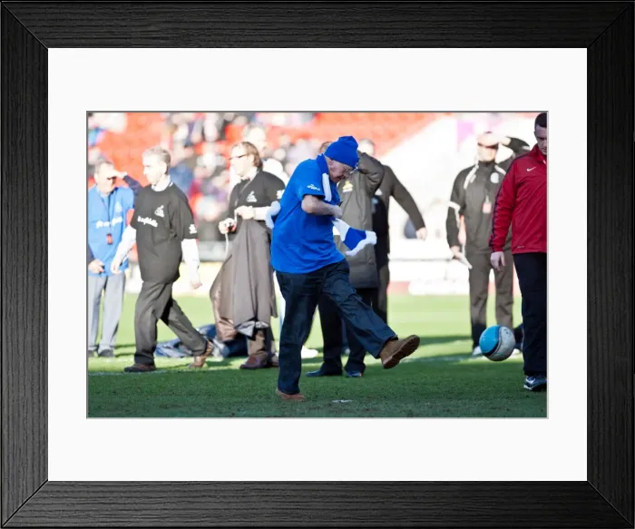 Framed Print : Brighton & Hove Albion vs Doncaster Rovers: 2011-12 Away Game Highlights (March 3, 2012) Framed Print : Brighton & Hove Albion vs Doncaster Rovers: 2011-12 Away Game Highlights (March 3, 2012)