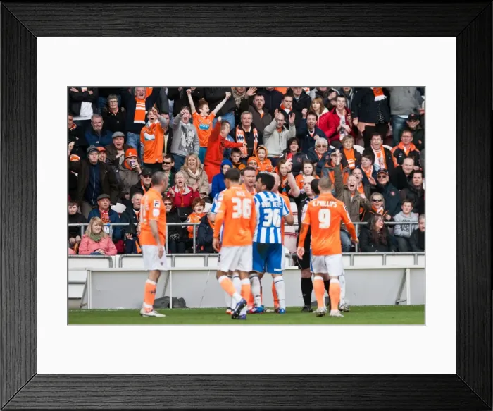 Framed Print : Brighton & Hove Albion at Blackpool (2011-12): Away Game Highlights - March 19, 2012 Framed Print : Brighton & Hove Albion at Blackpool (2011-12): Away Game Highlights - March 19, 2012