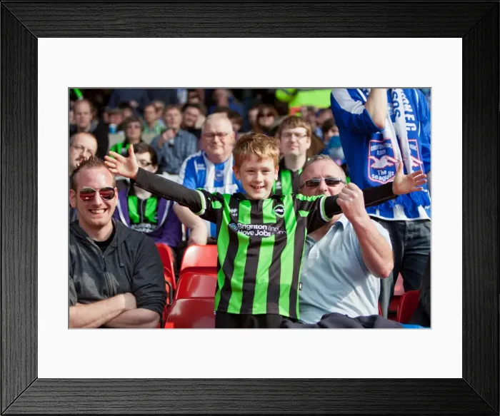 Framed Print : Brighton & Hove Albion at Nottingham Forest (2011-12 Season, Away Game) Framed Print : Brighton & Hove Albion at Nottingham Forest (2011-12 Season, Away Game)