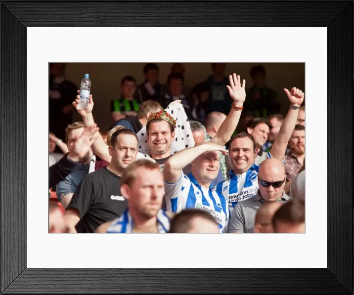 Framed Print : Brighton & Hove Albion vs. Nottingham Forest: 2011-12 Away Game Highlights (March 24) Framed Print : Brighton & Hove Albion vs. Nottingham Forest: 2011-12 Away Game Highlights (March 24)