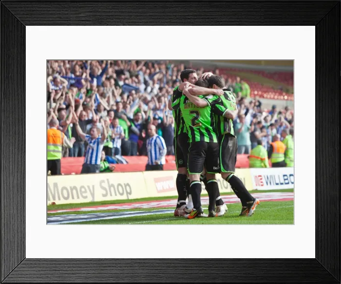 Framed Print : Sam Vokes Scores Game-Winning Goal: Brighton & Hove Albion Triumphs over Nottingham Forest in Championship (March 24, 2012)