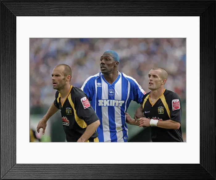 Framed Print : Intense Match Action: Brighton & Hove Albion vs Yeovil Town (2007-08) Framed Print : Intense Match Action: Brighton & Hove Albion vs Yeovil Town (2007-08)