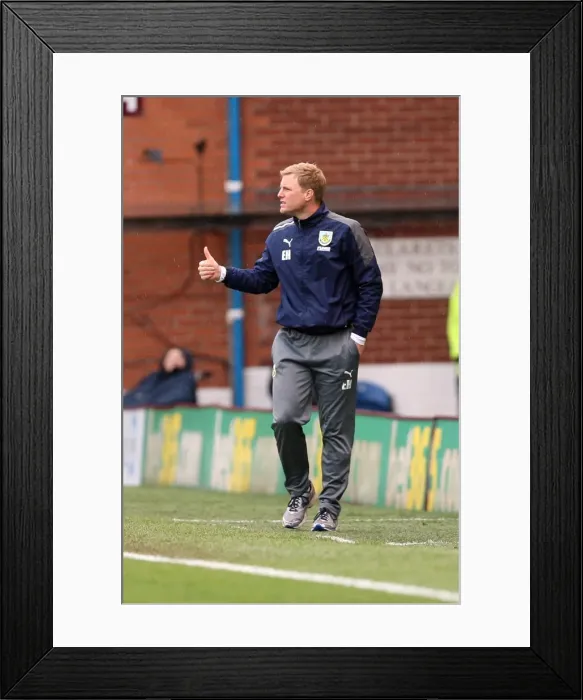 Framed Print : Eddie Howe at Burnley vs. Brighton & Hove Albion, Npower Championship, 2012 Framed Print : Eddie Howe at Burnley vs. Brighton & Hove Albion, Npower Championship, 2012