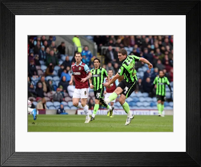 Framed Print : Sam Vokes Goes for Glory: Npower Championship Showdown between Burnley and Brighton & Hove Albion (April 6, 2012) Framed Print : Sam Vokes Goes for Glory: Npower Championship Showdown between Burnley and Brighton & Hove Albion (April 6, 2012)