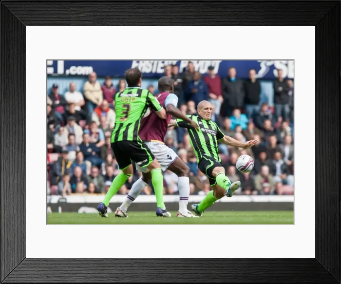 Framed Print : Defending Glory: Adam El-Abd at Boleyn Ground, Brighton & Hove Albion vs West Ham United, 2012 Framed Print : Defending Glory: Adam El-Abd at Boleyn Ground, Brighton & Hove Albion vs West Ham United, 2012