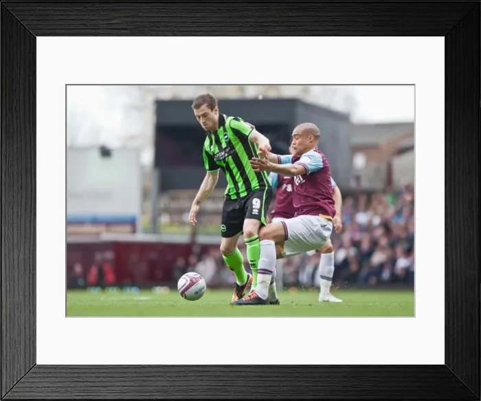 Framed Print : Ashley Barnes of Brighton & Hove Albion in Action against West Ham United, Npower Championship, 2012 Framed Print : Ashley Barnes of Brighton & Hove Albion in Action against West Ham United, Npower Championship, 2012