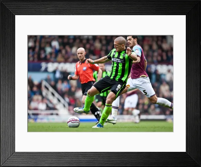 Framed Print : Adam El-Abd Faces Off Against West Ham United in Intense Championship Clash (April 2012) Framed Print : Adam El-Abd Faces Off Against West Ham United in Intense Championship Clash (April 2012)