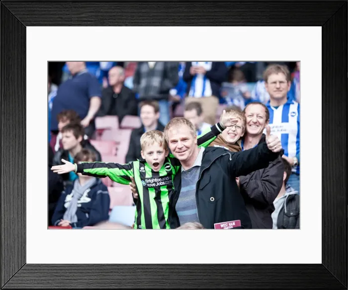 Framed Print : A Thrilling Encounter: Brighton & Hove Albion vs. West Ham United (2011-12 Season - Away Game) Framed Print : A Thrilling Encounter: Brighton & Hove Albion vs. West Ham United (2011-12 Season - Away Game)