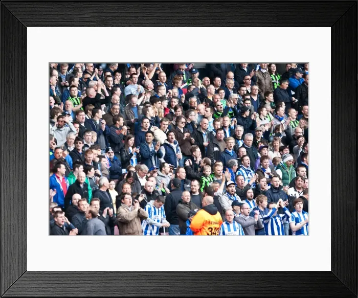 Framed Print : Brighton & Hove Albion vs. West Ham United: 2011-12 Away Game Framed Print : Brighton & Hove Albion vs. West Ham United: 2011-12 Away Game