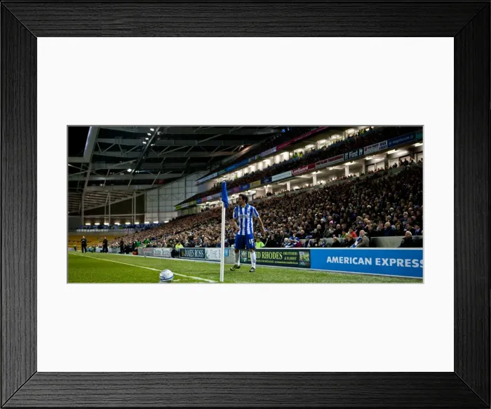 Framed Print : Vicente Takes Corner Kick for Brighton & Hove Albion against Watford, April 2012 Framed Print : Vicente Takes Corner Kick for Brighton & Hove Albion against Watford, April 2012