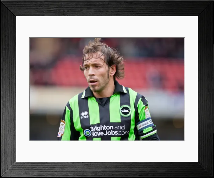 Framed Print : Brighton & Hove Albion's Inigo Calderon in Action at Barnsley, Npower Championship, 2012 Framed Print : Brighton & Hove Albion's Inigo Calderon in Action at Barnsley, Npower Championship, 2012