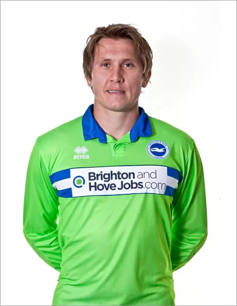 Tomasz Kuszczak: Brighton and Hove Albion FC's Formidable Goalkeeper