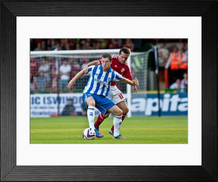 Framed Print : Brighton & Hove Albion at Swindon Town: 2012-13 FA Cup Away Game Framed Print : Brighton & Hove Albion at Swindon Town: 2012-13 FA Cup Away Game