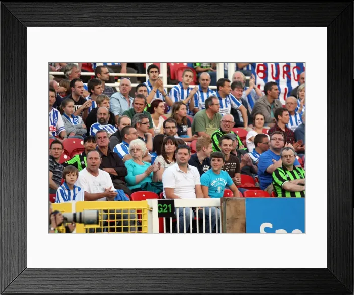 Framed Print : Brighton & Hove Albion's Unforgettable FA Cup Journey at Swindon Town (2012-13) Framed Print : Brighton & Hove Albion's Unforgettable FA Cup Journey at Swindon Town (2012-13)