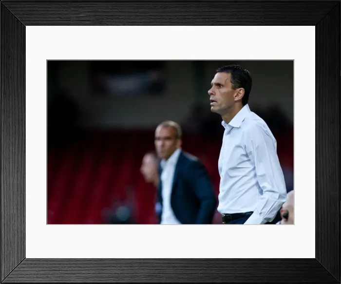 Framed Print : Brighton & Hove Albion's 2012-13 FA Cup Journey: Away Game at Swindon Town Framed Print : Brighton & Hove Albion's 2012-13 FA Cup Journey: Away Game at Swindon Town