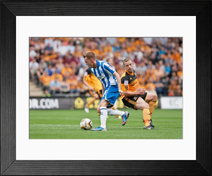 Framed Print : Craig Noone Hull City Brighton HA 120818 Framed Print : Craig Noone Hull City Brighton HA 120818