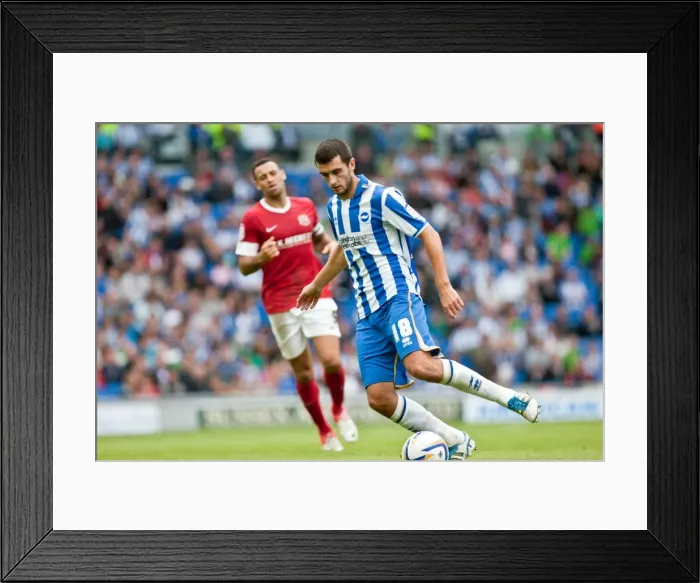 Framed Print : Gary Dicker in Action: Brighton & Hove Albion vs Barnsley, August 25, 2012