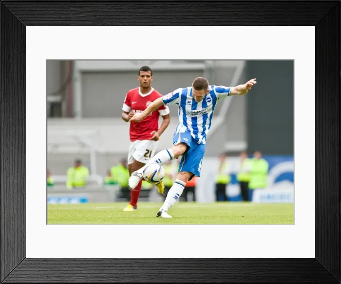 Framed Print : Brighton & Hove Albion vs. Barnsley (2012-13): A Home Game - 25-08-2012 Framed Print : Brighton & Hove Albion vs. Barnsley (2012-13): A Home Game - 25-08-2012