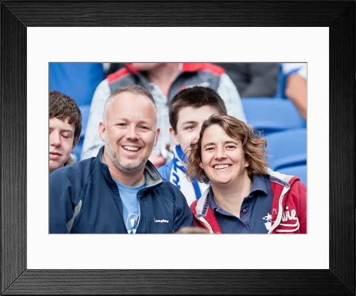 Framed Print : Brighton and Hove Albion: Electric Atmosphere - Crowd Shots from The Amex Stadium (2012-2013) Framed Print : Brighton and Hove Albion: Electric Atmosphere - Crowd Shots from The Amex Stadium (2012-2013)
