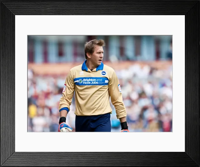 Framed Print : Tomasz Kuszczak of Brighton & Hove Albion FC Framed Print : Tomasz Kuszczak of Brighton & Hove Albion FC