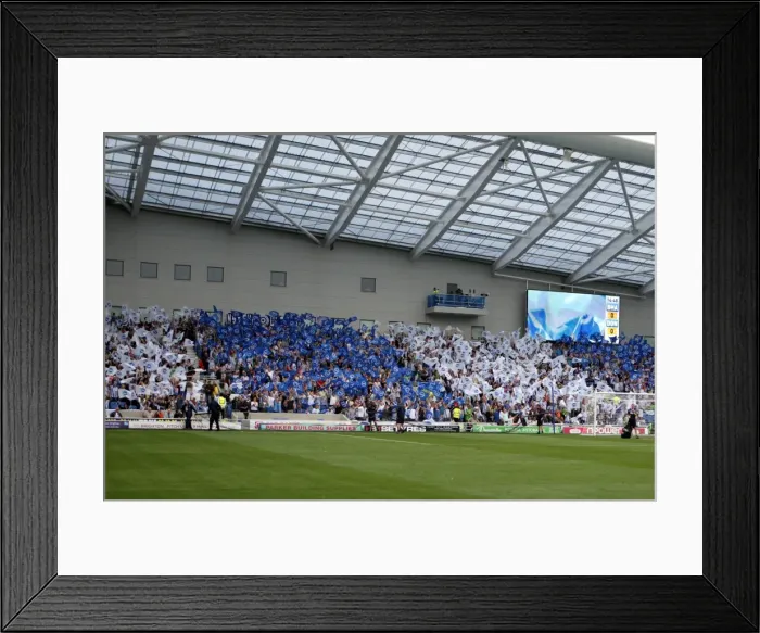 Framed Print : Brighton & Hove Albion FC: 2011-12 Home Matches - Spurs and Doncaster Framed Print : Brighton & Hove Albion FC: 2011-12 Home Matches - Spurs and Doncaster