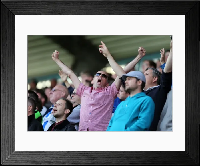 Framed Print : Brighton & Hove Albion at Millwall: 2012-13 Away Game Framed Print : Brighton & Hove Albion at Millwall: 2012-13 Away Game