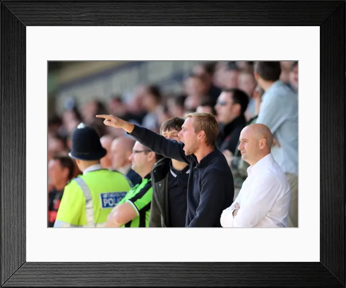 Framed Print : Brighton & Hove Albion at Millwall: 2012-13 Away Game Framed Print : Brighton & Hove Albion at Millwall: 2012-13 Away Game