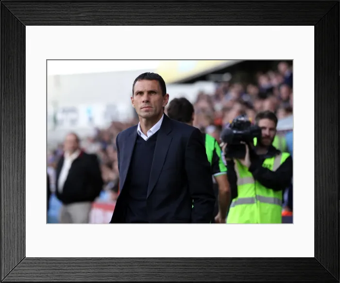 Framed Print : Brighton & Hove Albion at Millwall: 2012-13 Away Game Framed Print : Brighton & Hove Albion at Millwall: 2012-13 Away Game