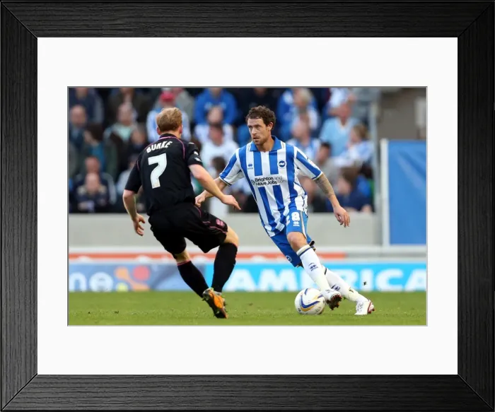 Framed Print : Wayne Bridge in Action: Brighton & Hove Albion vs Birmingham City, Npower Championship, Amex Stadium, September 29, 2012 Framed Print : Wayne Bridge in Action: Brighton & Hove Albion vs Birmingham City, Npower Championship, Amex Stadium, September 29, 2012
