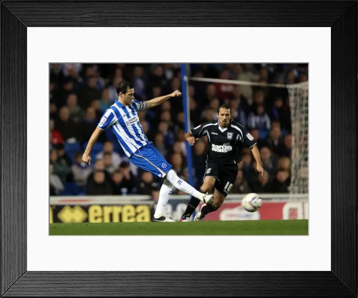 Framed Print : Gordon Greer Defending for Brighton & Hove Albion against Ipswich Town, Npower Championship, Amex Stadium, October 2, 2012 Framed Print : Gordon Greer Defending for Brighton & Hove Albion against Ipswich Town, Npower Championship, Amex Stadium, October 2, 2012