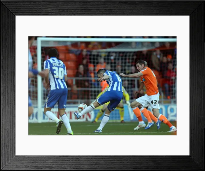 Framed Print : Blackpool vs. Brighton & Hove Albion: Andrew Crofts Shoots in Npower Championship Match, October 27, 2012 Framed Print : Blackpool vs. Brighton & Hove Albion: Andrew Crofts Shoots in Npower Championship Match, October 27, 2012