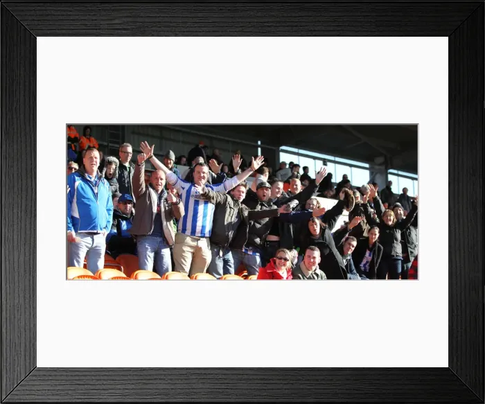 Framed Print : Brighton & Hove Albion Away at Blackpool - 2012-13 Season Framed Print : Brighton & Hove Albion Away at Blackpool - 2012-13 Season
