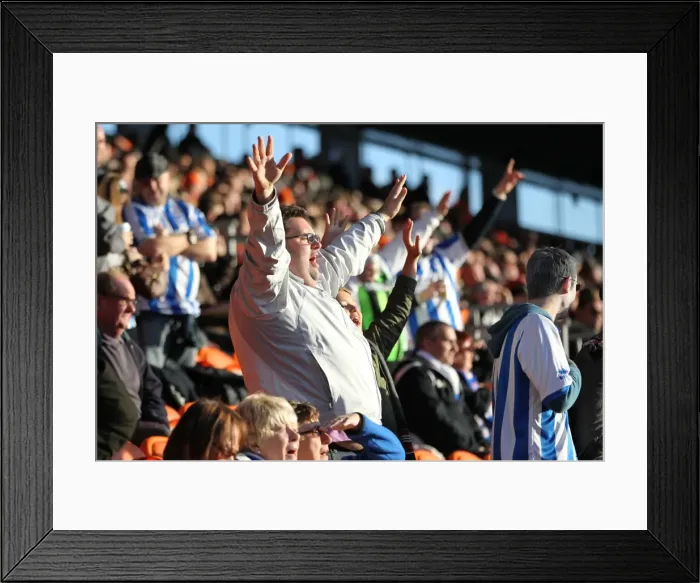 Framed Print : Brighton & Hove Albion at Blackpool: Away Game - October 27, 2012 (Season 2012-13) Framed Print : Brighton & Hove Albion at Blackpool: Away Game - October 27, 2012 (Season 2012-13)