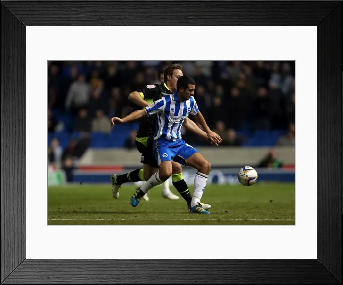 Framed Print : Gary Dicker in Action: Brighton & Hove Albion vs Leeds United, Npower Championship, Amex Stadium, November 2, 2012 Framed Print : Gary Dicker in Action: Brighton & Hove Albion vs Leeds United, Npower Championship, Amex Stadium, November 2, 2012