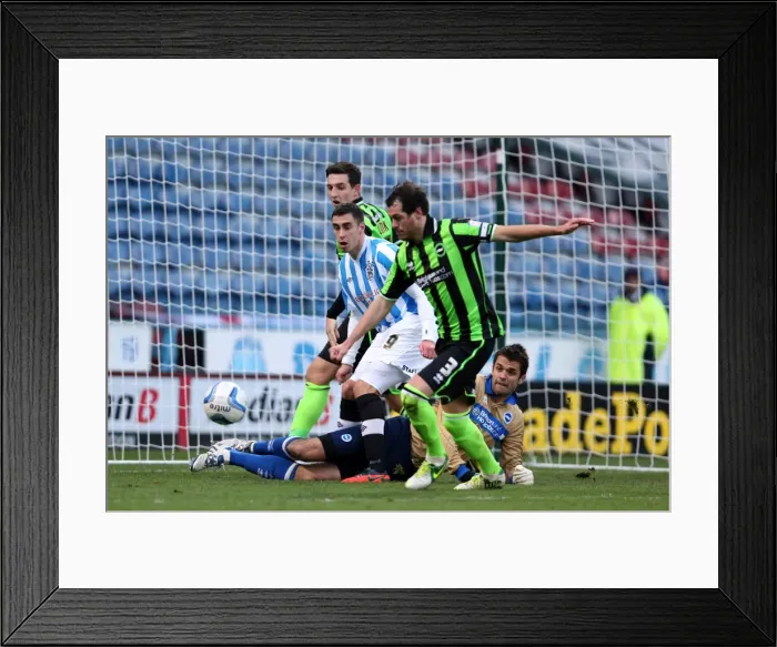 Framed Print : Gordon Greer Saves the Day: Brighton & Hove Albion vs. Wolves, Championship Clash, November 2012 Framed Print : Gordon Greer Saves the Day: Brighton & Hove Albion vs. Wolves, Championship Clash, November 2012